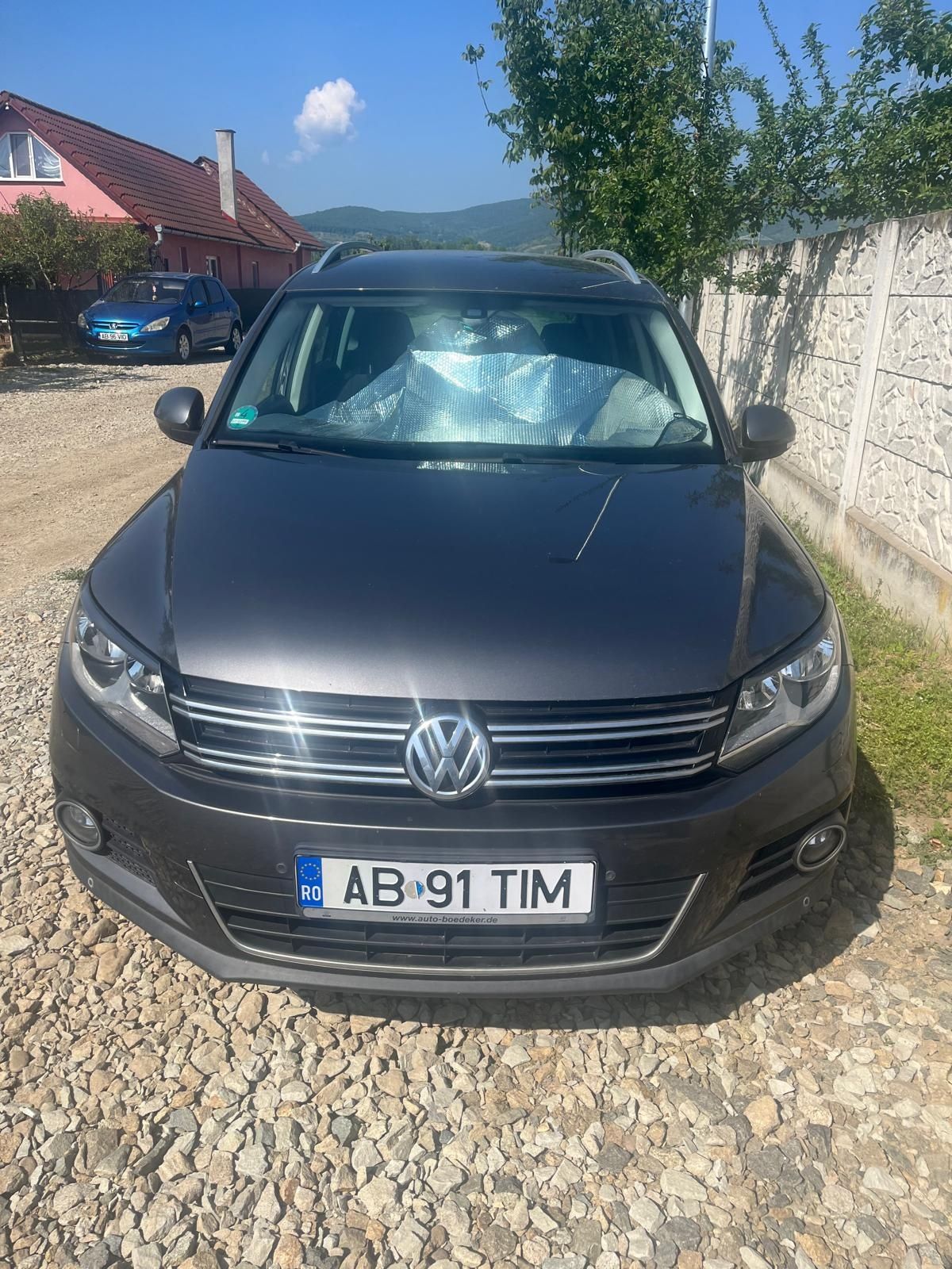 Vând Volkswagen Tiguan 2015 km 169000.