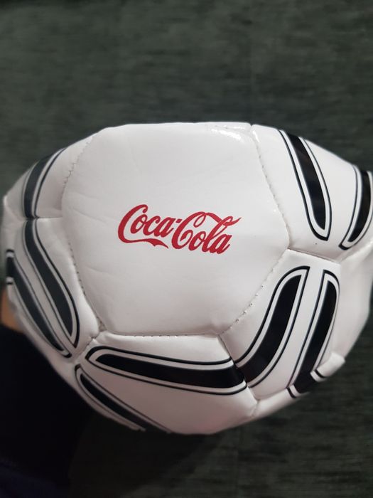 Футболна топка Coca Cola