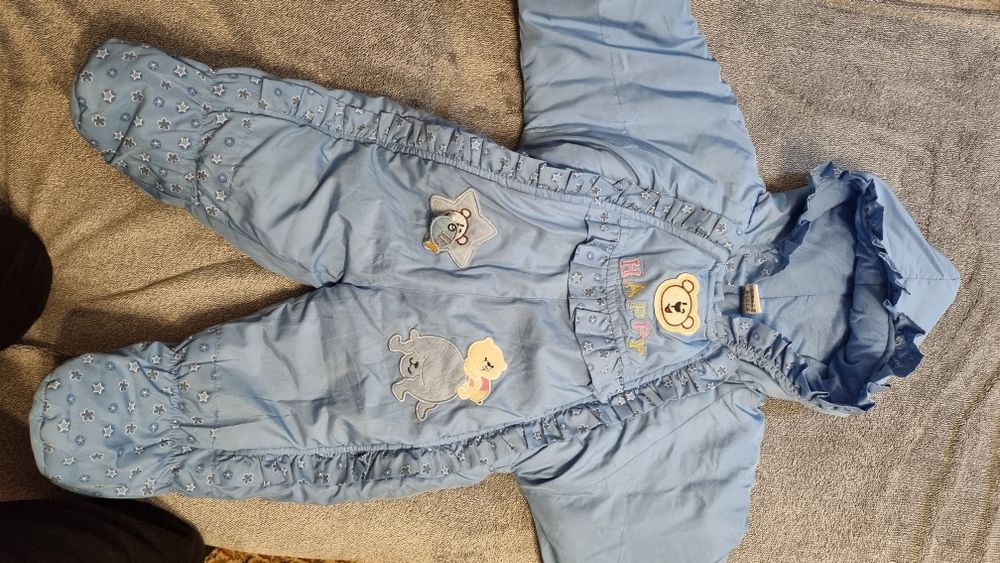 Продам детский комбинезон 2-3 мес