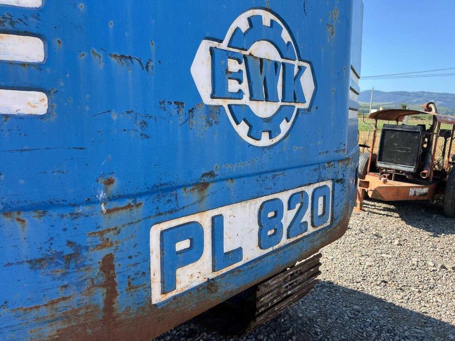 Excavator cu brat telescopic rotativ EWK – 20 T , 152 Hp + Video