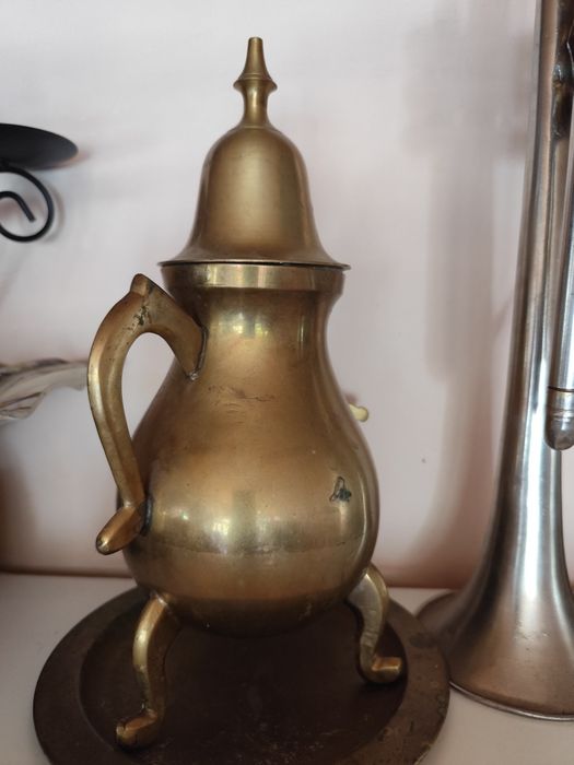 Radio Stassfurt, radio cu pick-up Latvija, trompeta, samovoar, lampa