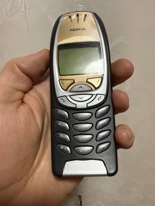 Nokia 6310i banan sotiladi