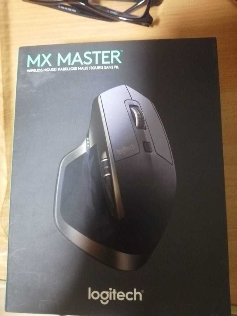 Продам мышь беспроводная Logitech MX Master, новая, цена 30000 тг.