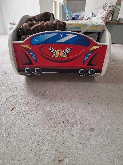 Детско леглоза деца