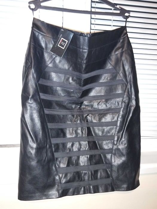 Кожена пола от еко кожа