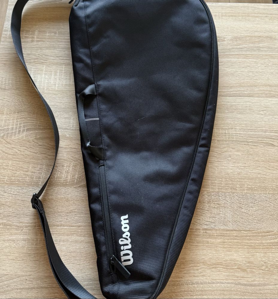 Две ракети Wilson Blade V8 18x20 + калъф RF