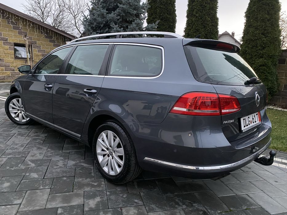 VWPassat Highline 2,0-Tdi-140-Cp-Bi-Xenon-park assist-Full