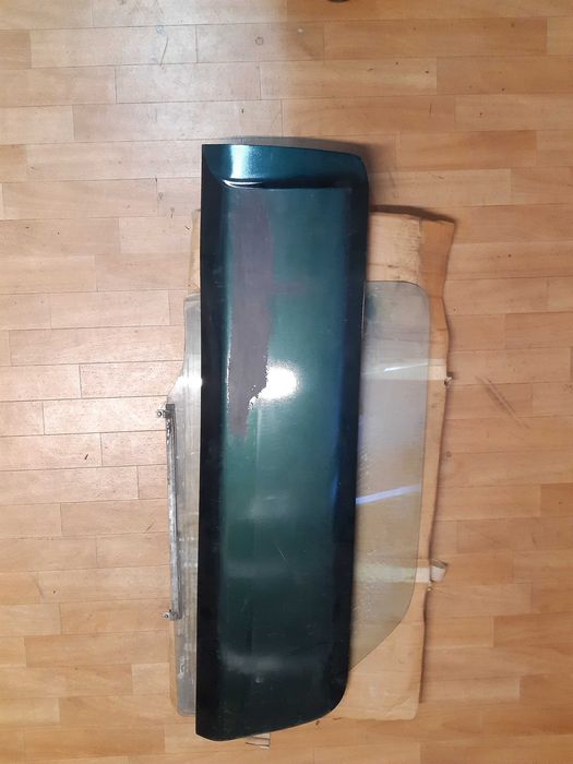 Vand piese usa dreapta fata jimny, macara geam, chedere, ornament etc.