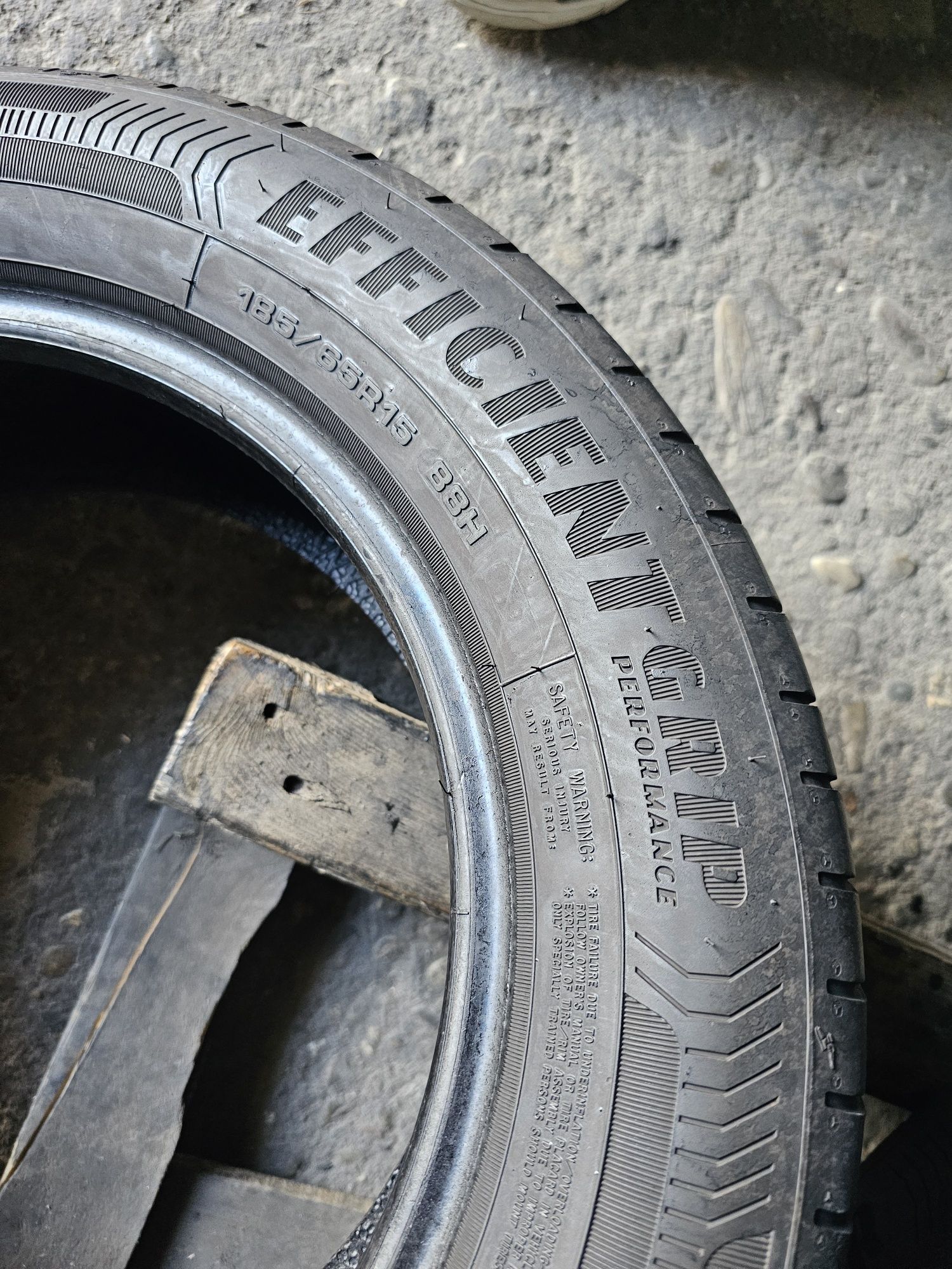 4 anvelope vara 185 65 15 Goodyear Efficient Grip