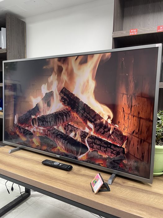 4K Smart телевизор Phillips 50 дюймов. Philips 50PUS6523/60