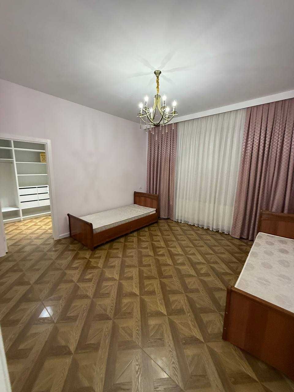 Срочно Сдаётся 6ти-комнатная кв. на Сергели-8, метро 3-станция. 790*