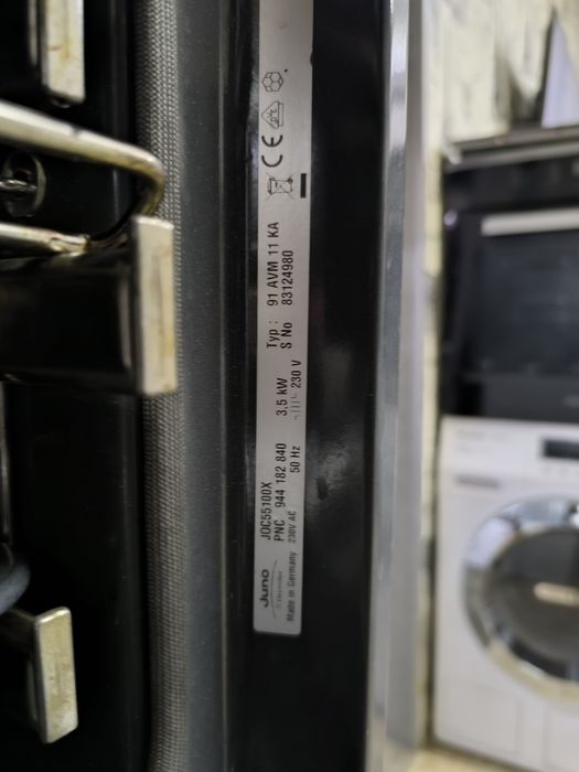 Фурна Juno Electrolux JOC55100X - Пиролиза.