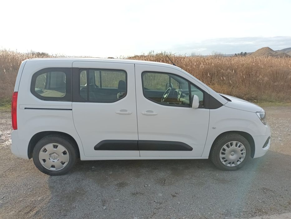 Vând Opel Combo Life