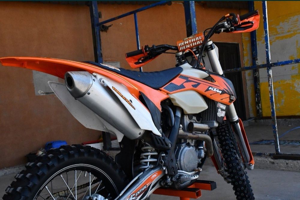 Vând KTM 250 sx-f