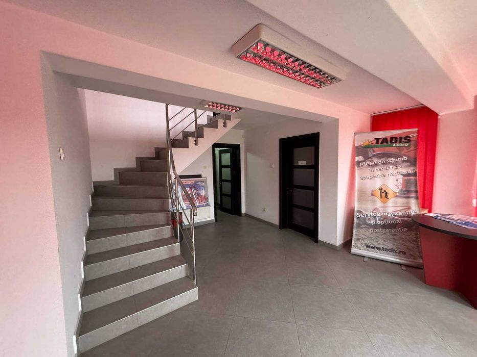 Showroom + Birouri + Hala  : Proprietate 3000 m2 pe Calea Bucuresti