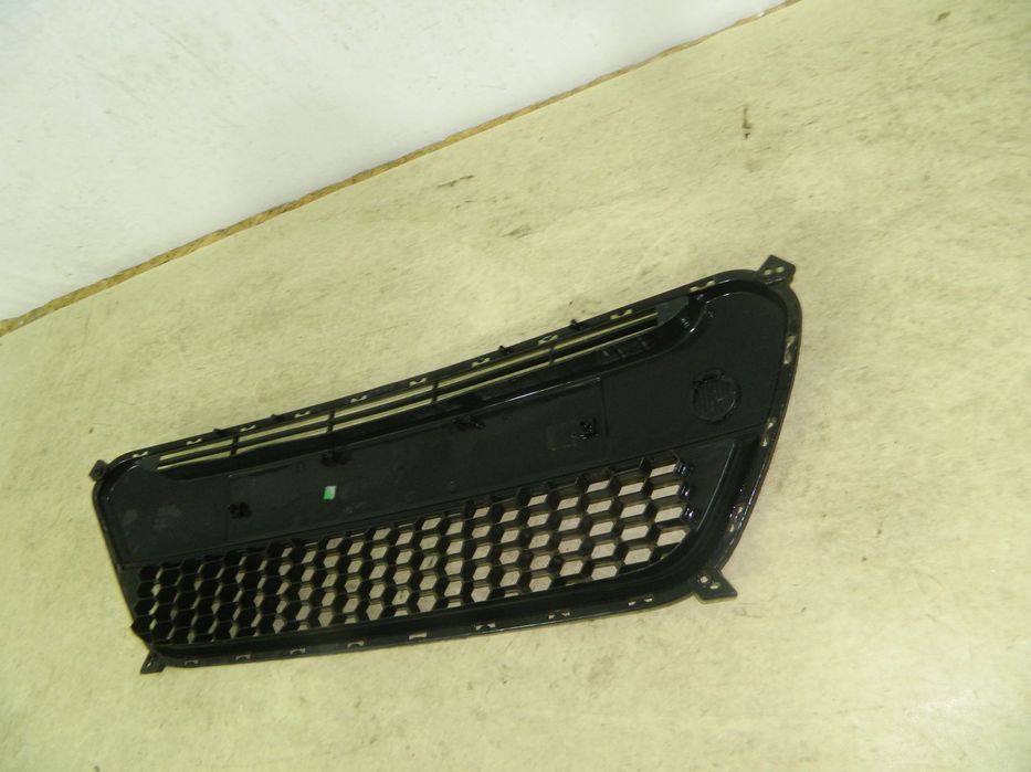 Grila centrala bara fata, Kia Picanto, 2011, 2012, 2013, 2014, 2015, 86569-1Y000