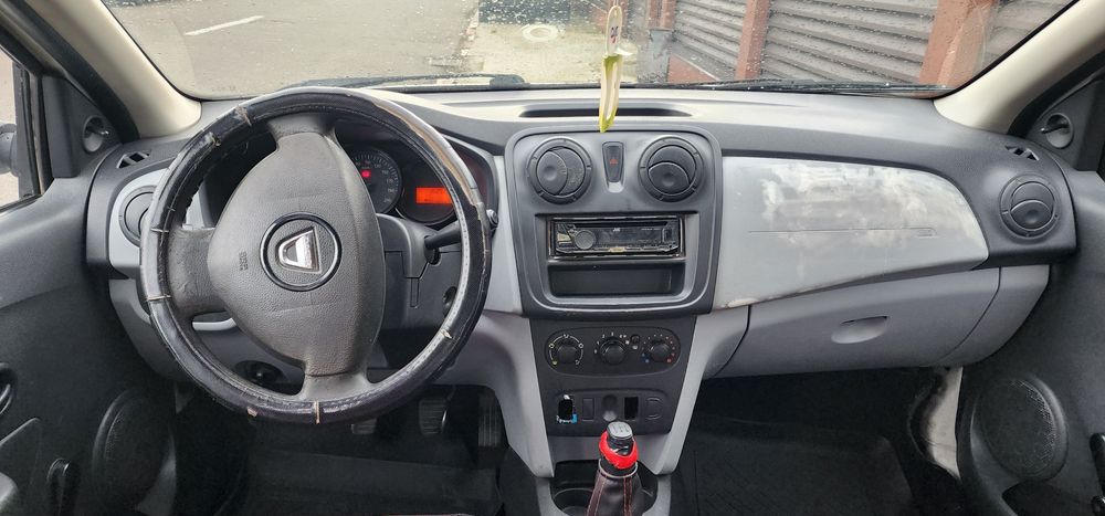 Dacia Logan 2015 1.2 benzina+gpl