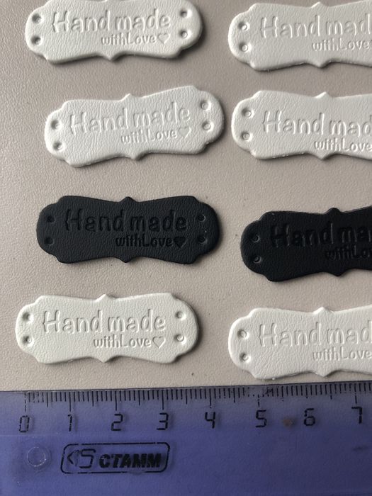 Нашивки Hand  12 штук
