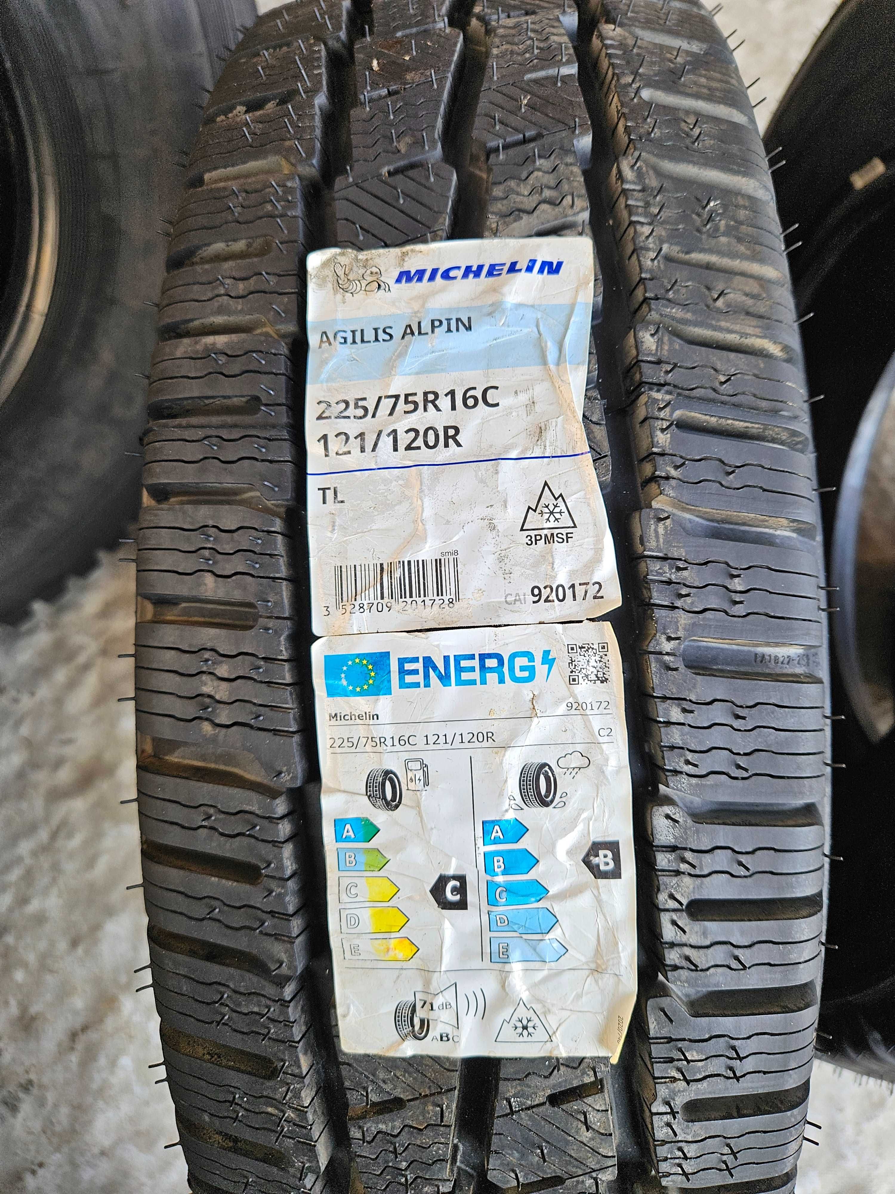 2 Нови зимни гуми 225/75R16C Michelin Agilis Alpin 121R 12PR France