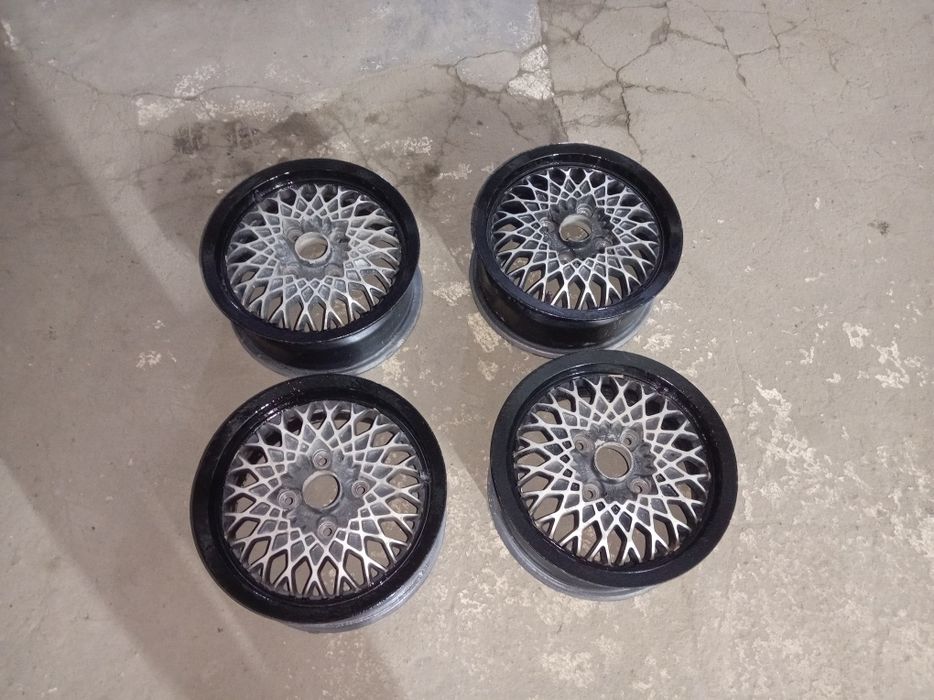 Продам диски на ниссан и митсубиси