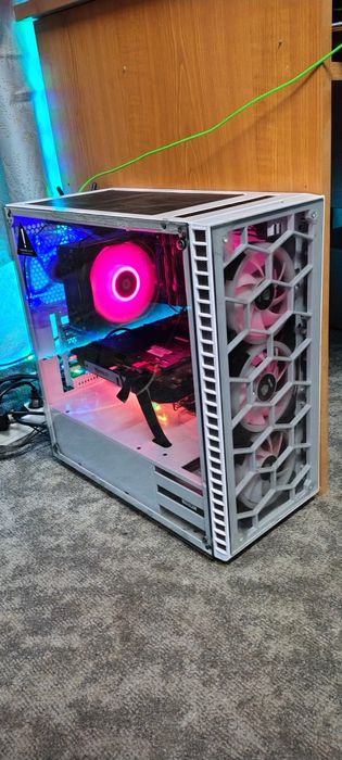 Pc gaming i5 8600k 16 gb