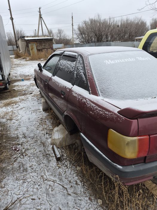 Продам машину ауди 80 б3