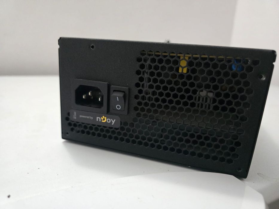 Vand sursa Njoy Legion 700W URGENT!!