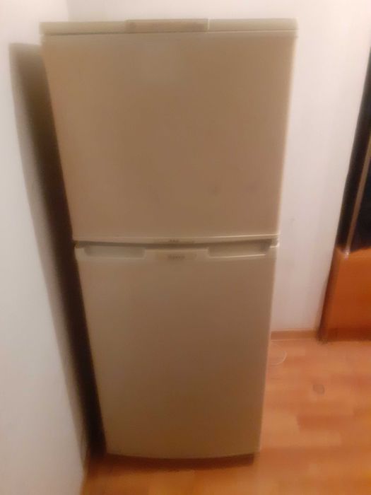 Двухкамерный холодильник Бирюса