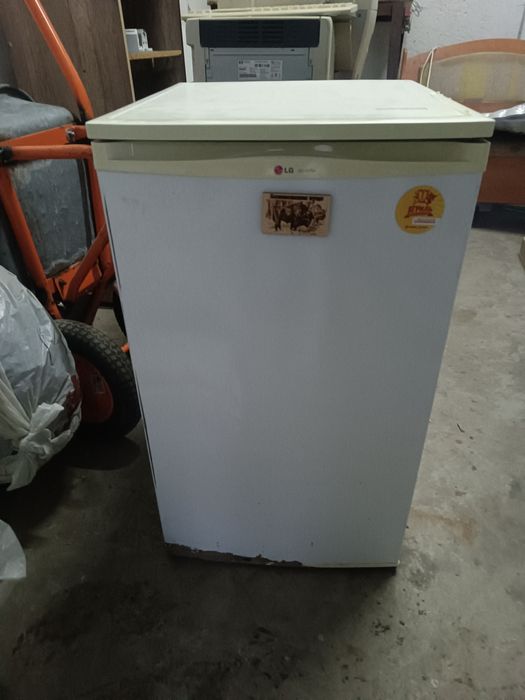 Продам холодильник