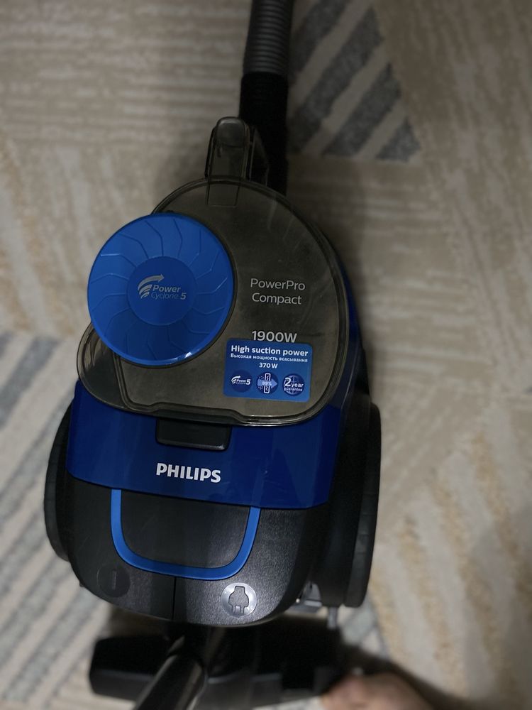 Продам  Пылесос philips