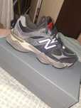 Vând adidași New Balance 9060