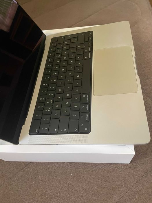 14" M1 MacBook Pro A2442 (2021 г.) Silver — миниатюра 4