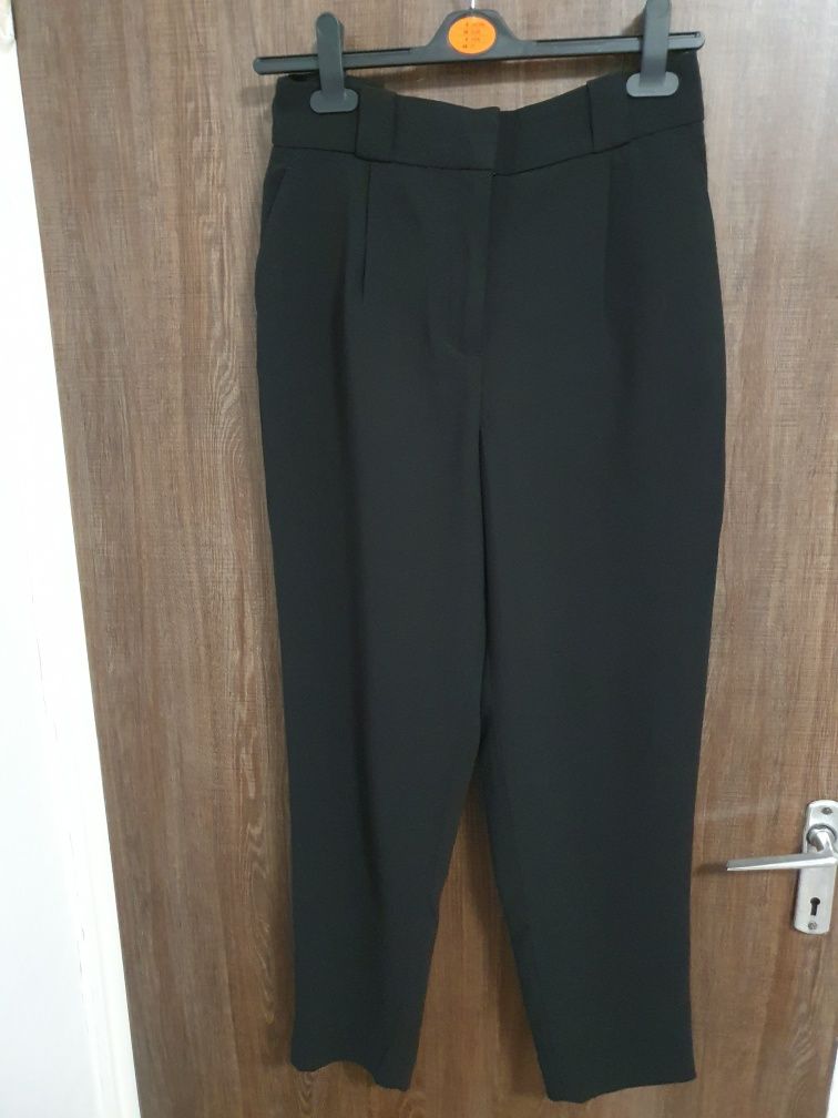 Pantaloni conici H&M