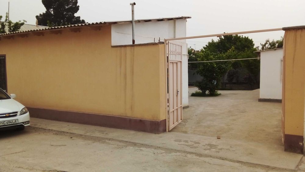 Участок с домом(ховли уй) Термез, центр