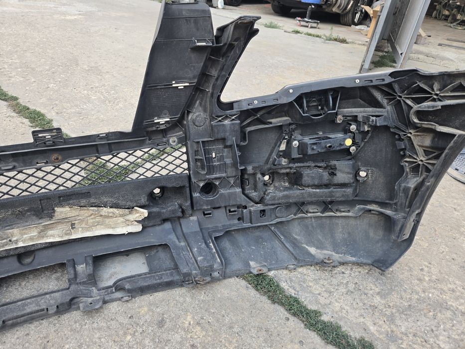 Предна LED броня ML w164 facelift. Оборудвана