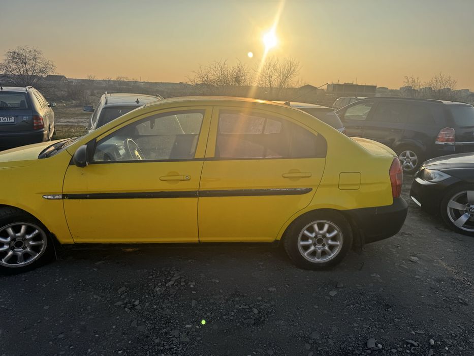 Hyundai accent 3