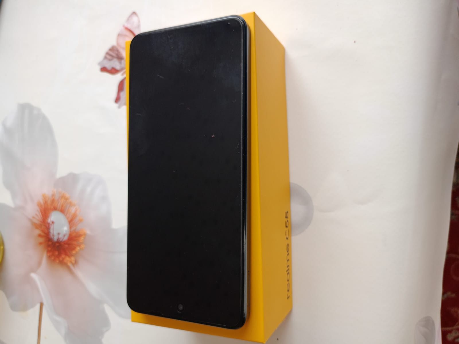 Продам realmi c55 256g