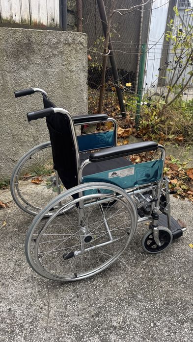 Scaun rotile mobiclinic pliabil handicap fotoliu rulant carucior