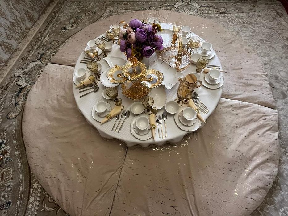 Аренда столов и посуды