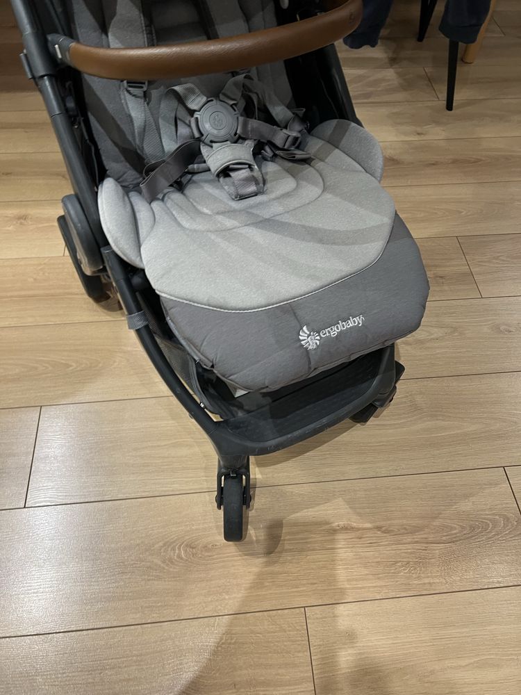 Детска количка Ergobaby Metro+ Deluxe (London Grey) + зимно чувалче