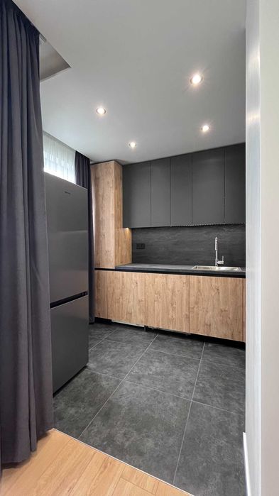Дава се под наем Двустаен апартамент в София, Кръстова вада - 75 кв.м за 459 € - Снимка #4