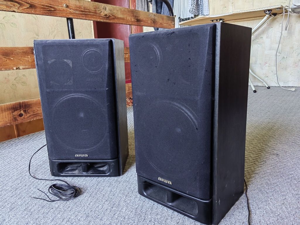 Тонколони AIWA SX-Z850