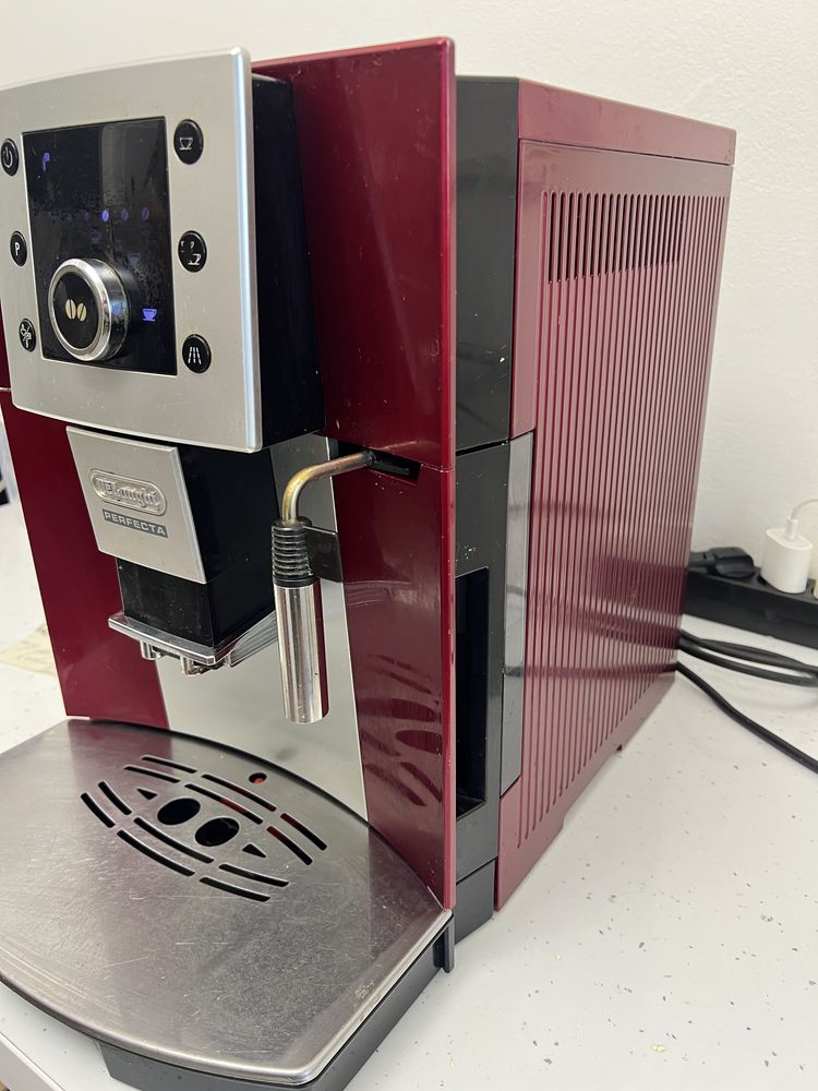 Expresor de cafea de’longhi