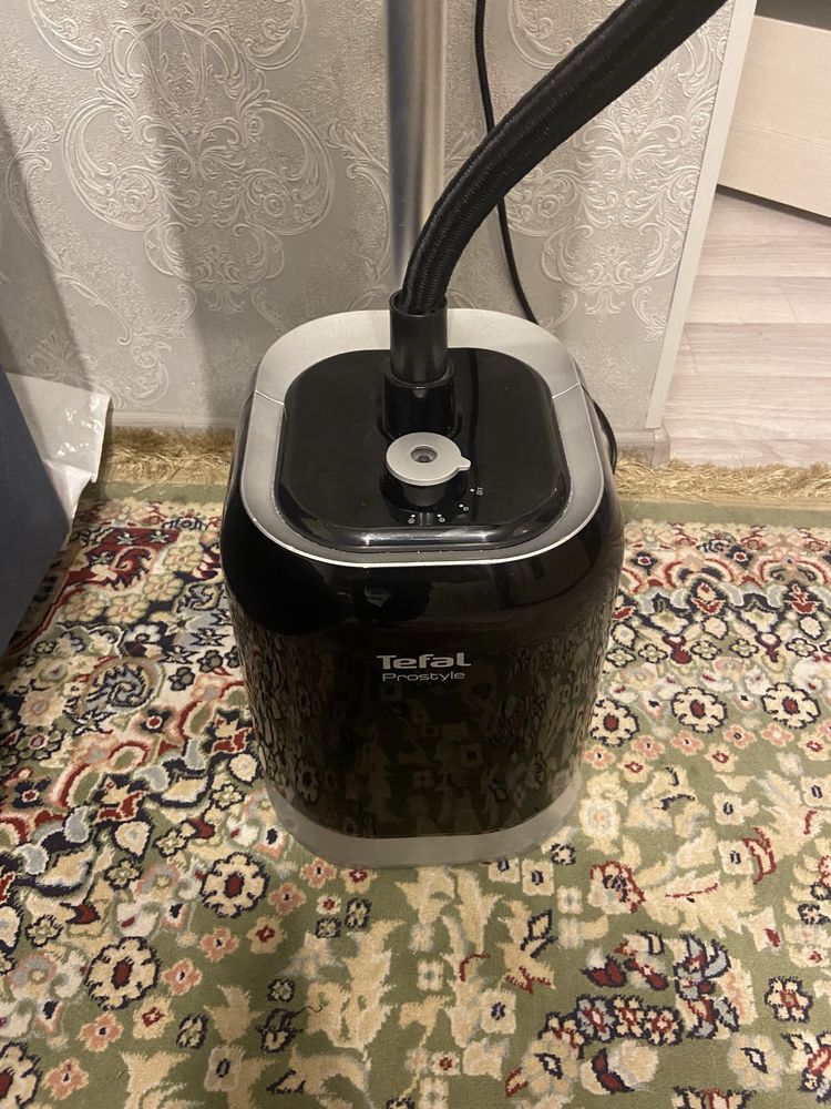 Отпариватель Tefal в отличном состоянии