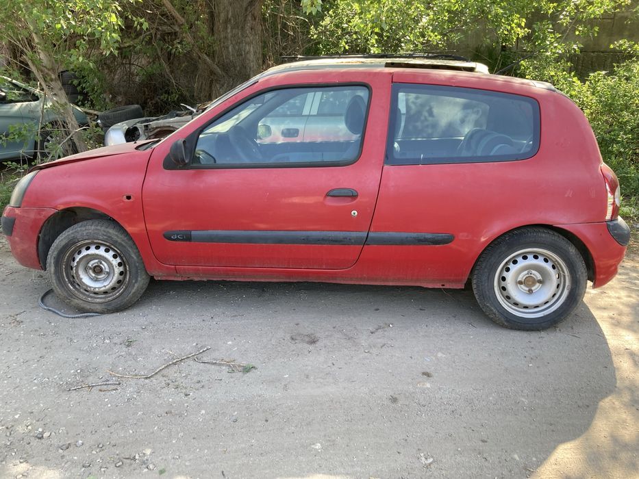 Рено клио 1.5 dci за части.