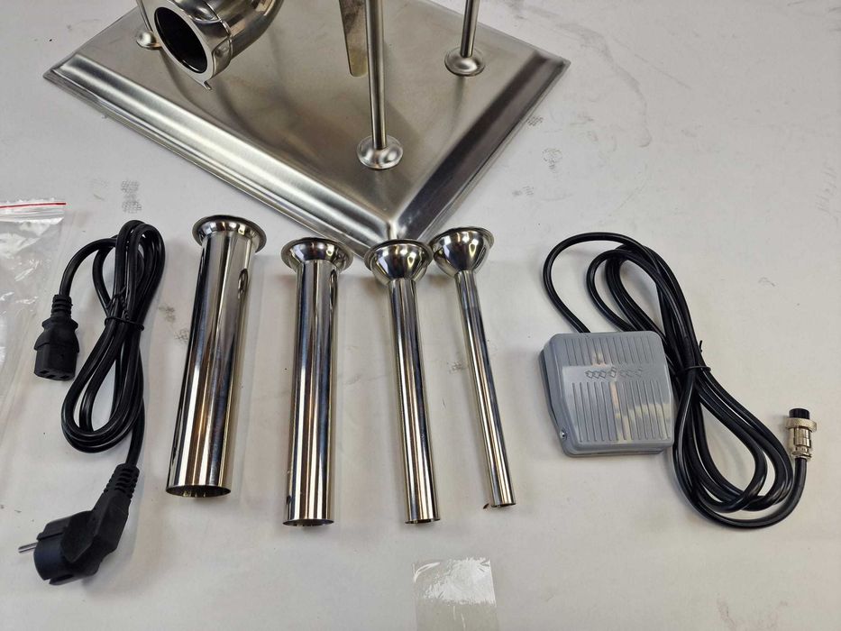 Masina electrica de umplut carnati -din otel inoxidabil,Carnatar elect