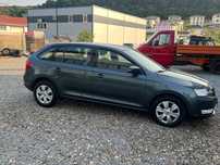 Skoda RAPID Automată,climatronic încălzire scaune