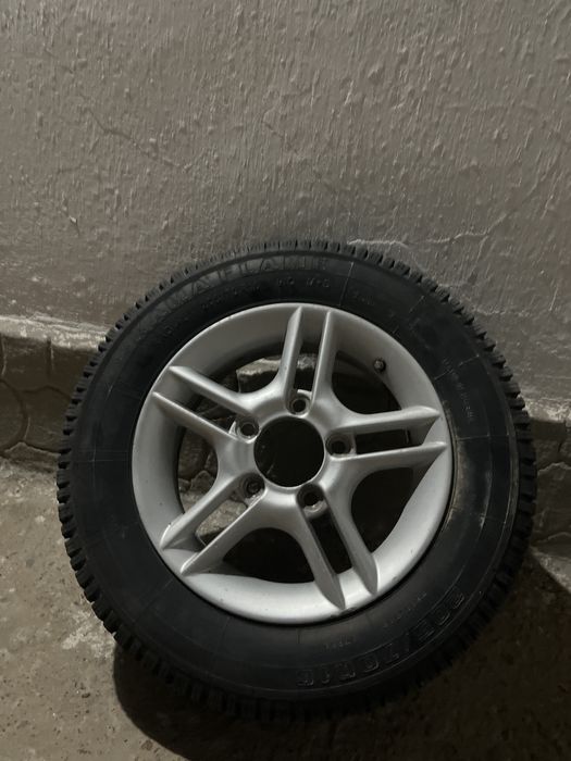 Продаю диска r16 срочно