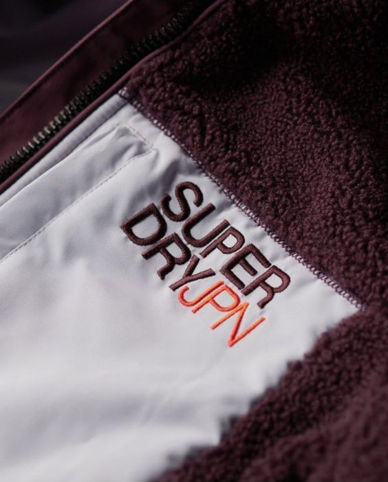 Чисто  ново  яке