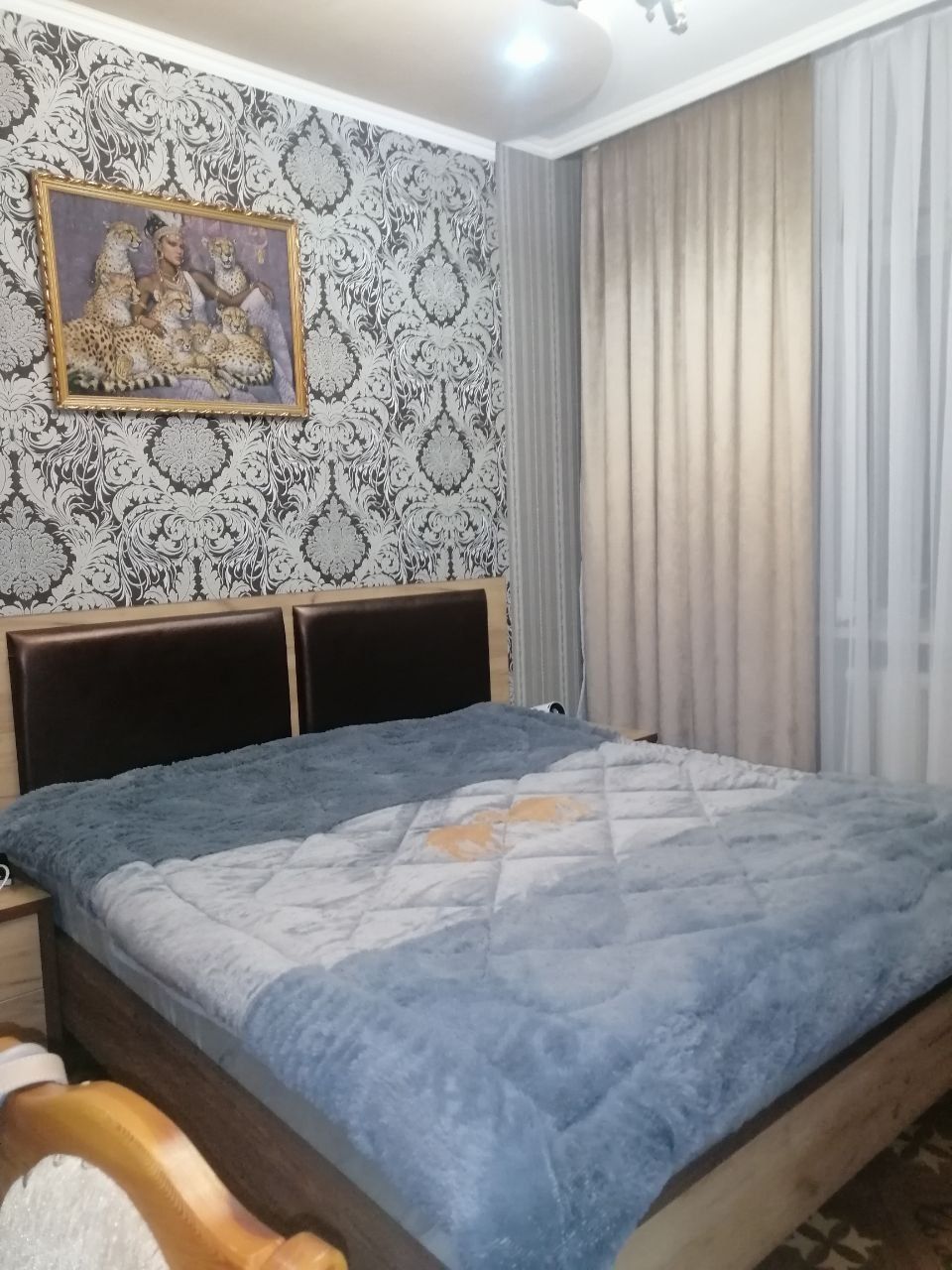 Сдаётся 4/2/5 С.Азимова (спецплан)165м2